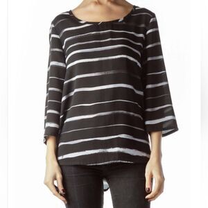 Express Women's Black White Round Neck Striped Top